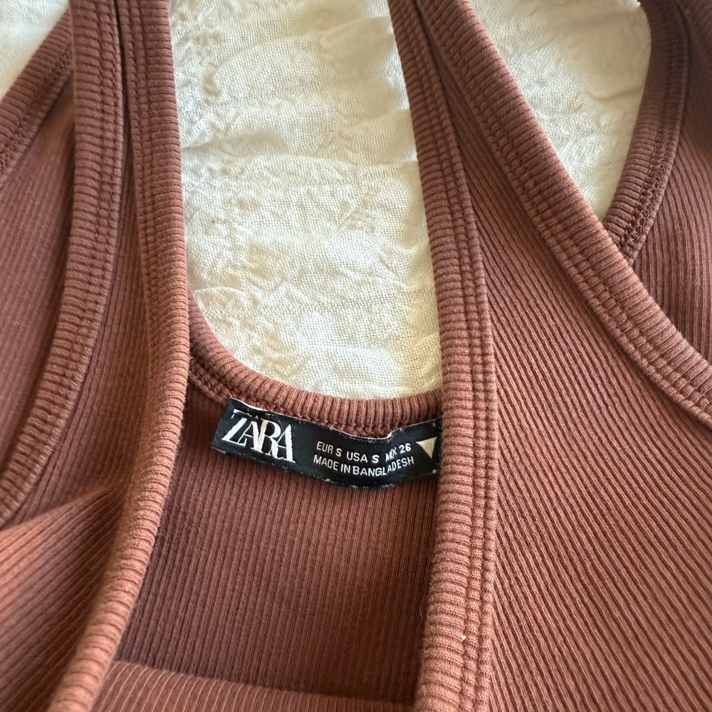 Zara Rust Ribbed Knit Tank - Picture 2 of 2